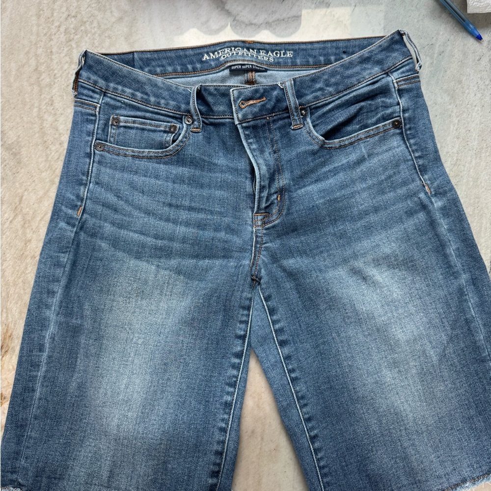 American Eagle Outfitters Women's Blue Denim Shorts